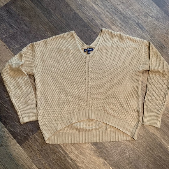 Sweater - Picture 3 of 3